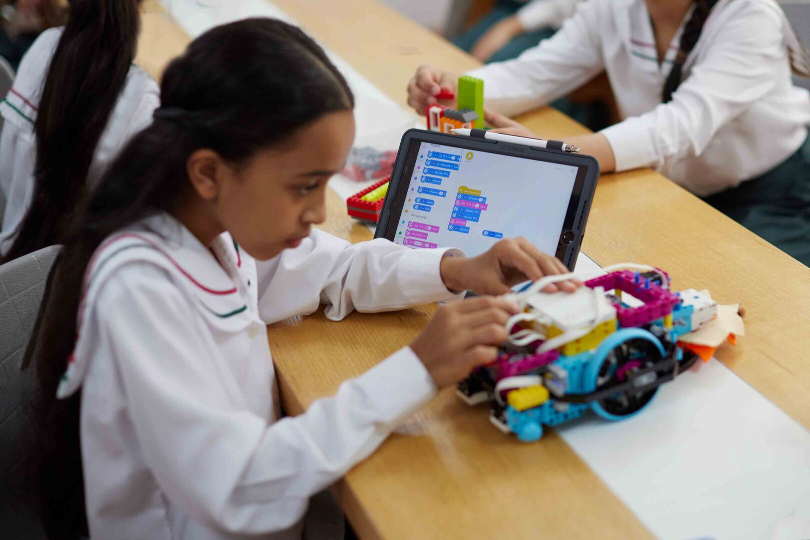 Apple Distinguished School